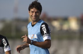 Durante o treino desta tarde no CT Joaquim Grava, no Parque Ecolgico do Tiete. O prximo jogo da equipe ser domingo, dia 11/08, contra o Vitoria/BA, no Pacaembu, vlido pela 12 rodada do Campeonato Brasileiro de 2013