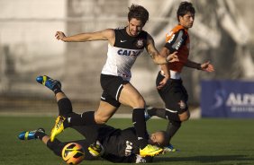 Durante o treino desta tarde no CT Joaquim Grava, no Parque Ecolgico do Tiete. O prximo jogo da equipe ser domingo, dia 11/08, contra o Vitoria/BA, no Pacaembu, vlido pela 12 rodada do Campeonato Brasileiro de 2013