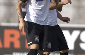 Durante o treino desta tarde no CT Joaquim Grava, no Parque Ecolgico do Tiete. O prximo jogo da equipe ser domingo, dia 11/08, contra o Vitoria/BA, no Pacaembu, vlido pela 12 rodada do Campeonato Brasileiro de 2013