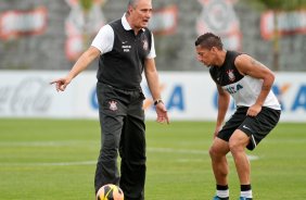 O tcnico Tite durante Treino do Corinthians realizado no CT Joaquim Grava
