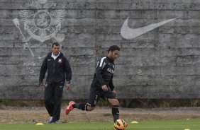 Durante o treino desta tarde no CT Joaquim Grava, no Parque Ecolgico do Tiete. O prximo jogo da equipe ser domingo, dia 18/08, contra o Coritiba, no Pacaembu, vlido pela 15 rodada do Campeonato Brasileiro de 2013