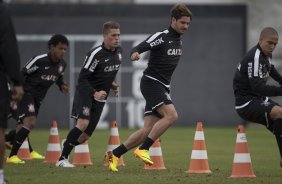 Durante o treino desta tarde no CT Joaquim Grava, no Parque Ecolgico do Tiete. O prximo jogo da equipe ser amanh, quarta-feira, 28/08, contra a Luverdense/MT, no estdio do Pacaembu, oitavas de final, jogo da volta da Copa do Brasil 2013