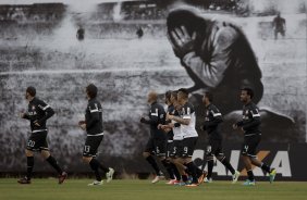 Durante o treino desta tarde no CT Joaquim Grava, no Parque Ecolgico do Tiete. O prximo jogo da equipe ser amanh, quarta-feira, 28/08, contra a Luverdense/MT, no estdio do Pacaembu, oitavas de final, jogo da volta da Copa do Brasil 2013