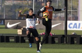Durante o treino desta tarde no CT Joaquim Grava, no Parque Ecolgico do Tiete. O prximo jogo da equipe ser domingo, dia 01/09, contra o Flamengo, no estdio do Pacaembu, jogo vlido pela 17 rodada do Campeonato Brasileiro de 2013