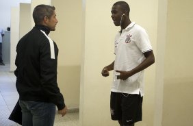 Nos vestiários antes da partida entre Corinthians x Flamengo, realizada esta tarde no estádio do Pacaembu, 17ª rodada do Campeonato Brasileiro de 2013