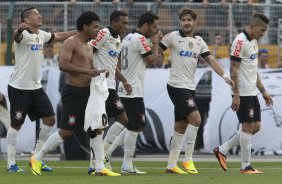 Nos vestiários antes da partida entre Corinthians x Flamengo, realizada esta tarde no estádio do Pacaembu, 17ª rodada do Campeonato Brasileiro de 2013