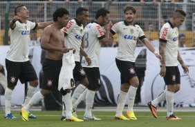 Nos vestirios antes da partida entre Corinthians x Flamengo, realizada esta tarde no estdio do Pacaembu, 17 rodada do Campeonato Brasileiro de 2013