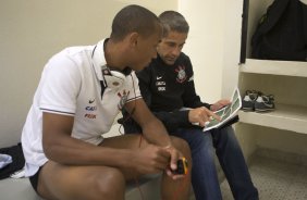 Nos vestirios antes da partida entre Corinthians x Nautico/PE, realizada esta tarde no estdio do Pacaembu, vlida pela 19 rodada do Campeonato Brasileiro de 2013