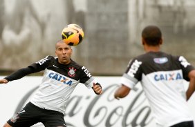 Emerson durante Treino do Corinthians realizado no CT Joaquim Grava