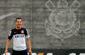 Rodriguinho do Corinthians durante treino realizado no CT Joaquim Grava