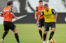 Douglas do Corinthians durante treino. realizado no CT Joaquim Grava. (Rodrigo Coca)FotoArena 04/10/2013