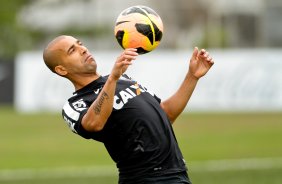 Emerson do Corinthians durante treino. realizado no CT Joaquim Grava. (Rodrigo Coca)FotoArena 04/10/2013