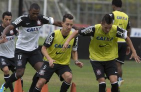 Durante o treino desta manhã no CT Joaquim Grava, no Parque Ecológico do Tiete. O próximo jogo da equipe será amanhã, domingo, dia 06/10, contra o Atlético-MG, no estádio Independência, válido pela 26ª rodada do Campeonato Brasileiro de 2013