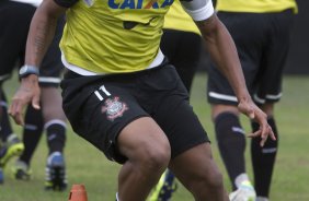 Durante o treino desta manh no CT Joaquim Grava, no Parque Ecolgico do Tiete. O prximo jogo da equipe ser amanh, domingo, dia 06/10, contra o Atltico-MG, no estdio Independncia, vlido pela 26 rodada do Campeonato Brasileiro de 2013