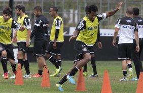 Durante o treino desta manhã no CT Joaquim Grava, no Parque Ecológico do Tiete. O próximo jogo da equipe será amanhã, domingo, dia 06/10, contra o Atlético-MG, no estádio Independência, válido pela 26ª rodada do Campeonato Brasileiro de 2013
