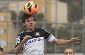 Durante o treino desta manh no CT Joaquim Grava, no Parque Ecolgico do Tiete. O prximo jogo da equipe ser amanh, domingo, dia 06/10, contra o Atltico-MG, no estdio Independncia, vlido pela 26 rodada do Campeonato Brasileiro de 2013