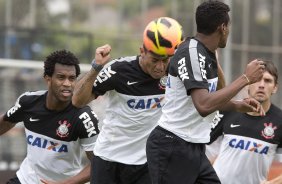 Durante o treino desta manhã no CT Joaquim Grava, no Parque Ecológico do Tiete. O próximo jogo da equipe será amanhã, domingo, dia 06/10, contra o Atlético-MG, no estádio Independência, válido pela 26ª rodada do Campeonato Brasileiro de 2013