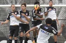 Durante o treino desta manh no CT Joaquim Grava, no Parque Ecolgico do Tiete. O prximo jogo da equipe ser amanh, domingo, dia 06/10, contra o Atltico-MG, no estdio Independncia, vlido pela 26 rodada do Campeonato Brasileiro de 2013