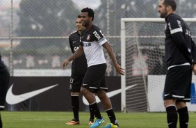 Durante o treino desta manh no CT Joaquim Grava, no Parque Ecolgico do Tiete. O prximo jogo da equipe ser amanh, domingo, dia 06/10, contra o Atltico-MG, no estdio Independncia, vlido pela 26 rodada do Campeonato Brasileiro de 2013