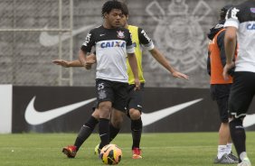 Durante o treino desta manhã no CT Joaquim Grava, no Parque Ecológico do Tiete. O próximo jogo da equipe será amanhã, domingo, dia 06/10, contra o Atlético-MG, no estádio Independência, válido pela 26ª rodada do Campeonato Brasileiro de 2013