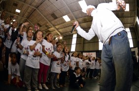 Corinthians recebe menores carentes para a festa do dia das crianças no ginásio Bernardão no Parque São Jorge. 07 de Outubro de 2013, São Paulo, São Paulo, Brasil