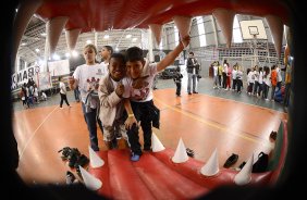 Corinthians recebe menores carentes para a festa do dia das crianças no ginásio Bernardão no Parque São Jorge. 07 de Outubro de 2013, São Paulo, São Paulo, Brasil