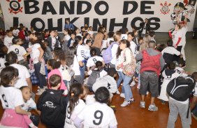 Corinthians recebe menores carentes para a festa do dia das crianças no ginásio Bernardão no Parque São Jorge. 07 de Outubro de 2013, São Paulo, São Paulo, Brasil