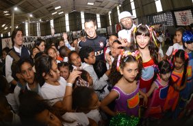 Corinthians recebe menores carentes para a festa do dia das crianças no ginásio Bernardão no Parque São Jorge. 07 de Outubro de 2013, São Paulo, São Paulo, Brasil