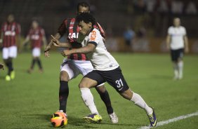 Durante a partida entre Corinthians x Atltico-PR, realizada esta noite no estdio Estdio Romildo Vitor Gomes Ferreira, em Mogi Mirim, vlida pela 27 rodada do Campeonato Brasileiro de 2013