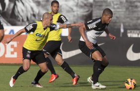 Durante o treino desta tarde no CT Joaquim Grava, no Parque Ecolgico do Tiete. O prximo jogo da equipe ser domingo, dia 13/10, contra o So Paulo, no estdio do Morumbi, vlido pela 28 rodada do Campeonato Brasileiro de 2013