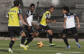 Durante o treino desta tarde no CT Joaquim Grava, no Parque Ecolgico do Tiete. O prximo jogo da equipe ser domingo, dia 13/10, contra o So Paulo, no estdio do Morumbi, vlido pela 28 rodada do Campeonato Brasileiro de 2013