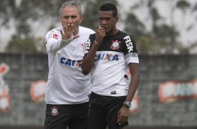 Durante o treino desta manhã no CT Joaquim Grava, no Parque Ecológico do Tiete. O próximo jogo da equipe será amanhã, domingo, dia 13/10, contra o São Paulo, no estádio do Morumbi, válido pela 28ª rodada do Campeonato Brasileiro de 2013