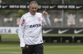 Durante o treino desta manh no CT Joaquim Grava, no Parque Ecolgico do Tiete. O prximo jogo da equipe ser amanh, domingo, dia 13/10, contra o So Paulo, no estdio do Morumbi, vlido pela 28 rodada do Campeonato Brasileiro de 2013