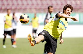 Alexandre Pato durante treino realizado na arena fonte luminosa