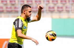 O tcnico Tite durante treino realizado na arena fonte luminosa