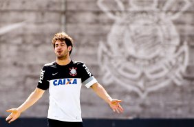 Alexandre Pato do Corinthians durante treino realizado no CT Joaquimm Grava