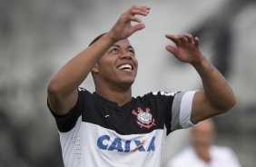 Durante o treino desta manh no CT Joaquim Grava, no Parque Ecolgico do Tiete. O prximo jogo da equipe ser domingo, dia 10/11, contra o Fluminense, no estdio da Fonte Luminosa, em Araraquara/SP, vlido pela 33 rodada do Campeonato Brasileiro de 2013