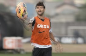 Durante o treino desta manhã no CT Joaquim Grava, no Parque Ecológico do Tiete. O próximo jogo da equipe será domingo, dia 10/11, contra o Fluminense, no estádio da Fonte Luminosa, em Araraquara/SP, válido pela 33ª rodada do Campeonato Brasileiro de 2013
