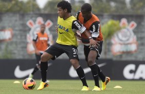 Durante o treino desta manh no CT Joaquim Grava, no Parque Ecolgico do Tiete. O prximo jogo da equipe ser domingo, dia 10/11, contra o Fluminense, no estdio da Fonte Luminosa, em Araraquara/SP, vlido pela 33 rodada do Campeonato Brasileiro de 2013