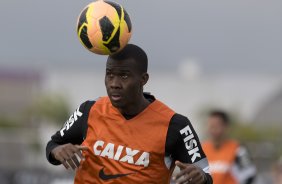 Durante o treino desta manh no CT Joaquim Grava, no Parque Ecolgico do Tiete. O prximo jogo da equipe ser domingo, dia 10/11, contra o Fluminense, no estdio da Fonte Luminosa, em Araraquara/SP, vlido pela 33 rodada do Campeonato Brasileiro de 2013