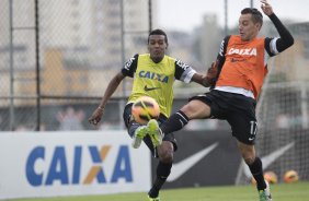 Durante o treino desta manh no CT Joaquim Grava, no Parque Ecolgico do Tiete. O prximo jogo da equipe ser domingo, dia 10/11, contra o Fluminense, no estdio da Fonte Luminosa, em Araraquara/SP, vlido pela 33 rodada do Campeonato Brasileiro de 2013