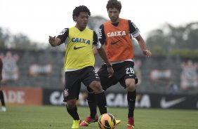 Durante o treino desta manh no CT Joaquim Grava, no Parque Ecolgico do Tiete. O prximo jogo da equipe ser domingo, dia 10/11, contra o Fluminense, no estdio da Fonte Luminosa, em Araraquara/SP, vlido pela 33 rodada do Campeonato Brasileiro de 2013