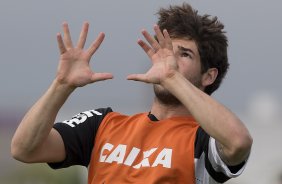 Durante o treino desta manh no CT Joaquim Grava, no Parque Ecolgico do Tiete. O prximo jogo da equipe ser domingo, dia 10/11, contra o Fluminense, no estdio da Fonte Luminosa, em Araraquara/SP, vlido pela 33 rodada do Campeonato Brasileiro de 2013