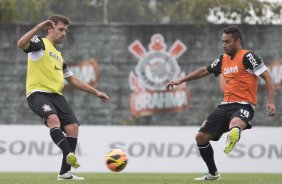 Durante o treino desta manh no CT Joaquim Grava, no Parque Ecolgico do Tiete. O prximo jogo da equipe ser domingo, dia 10/11, contra o Fluminense, no estdio da Fonte Luminosa, em Araraquara/SP, vlido pela 33 rodada do Campeonato Brasileiro de 2013