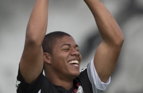 Durante o treino desta manh no CT Joaquim Grava, no Parque Ecolgico do Tiete. O prximo jogo da equipe ser domingo, dia 10/11, contra o Fluminense, no estdio da Fonte Luminosa, em Araraquara/SP, vlido pela 33 rodada do Campeonato Brasileiro de 2013