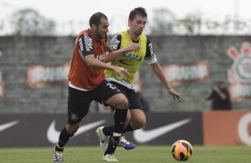 Durante o treino desta manh no CT Joaquim Grava, no Parque Ecolgico do Tiete. O prximo jogo da equipe ser domingo, dia 10/11, contra o Fluminense, no estdio da Fonte Luminosa, em Araraquara/SP, vlido pela 33 rodada do Campeonato Brasileiro de 2013