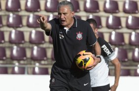 Durante o treino desta tarde no estádio da Fonte Luminosa em Araraquara. O próximo jogo da equipe será amanhã, domingo, dia 10/11, contra o Fluminense, no mesmo estádio, válido pela 33ª rodada do Campeonato Brasileiro de 2013