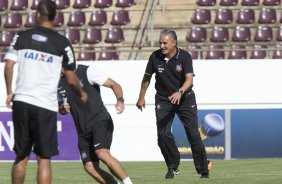 Durante o treino desta tarde no estádio da Fonte Luminosa em Araraquara. O próximo jogo da equipe será amanhã, domingo, dia 10/11, contra o Fluminense, no mesmo estádio, válido pela 33ª rodada do Campeonato Brasileiro de 2013