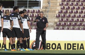 Durante o treino desta tarde no estádio da Fonte Luminosa em Araraquara. O próximo jogo da equipe será amanhã, domingo, dia 10/11, contra o Fluminense, no mesmo estádio, válido pela 33ª rodada do Campeonato Brasileiro de 2013