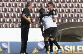 Durante o treino desta tarde no estádio da Fonte Luminosa em Araraquara. O próximo jogo da equipe será amanhã, domingo, dia 10/11, contra o Fluminense, no mesmo estádio, válido pela 33ª rodada do Campeonato Brasileiro de 2013